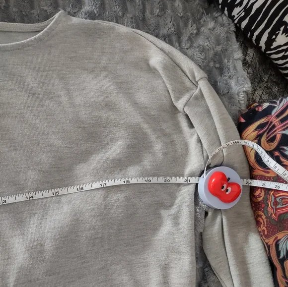 Ralph Lauren Women's Heather Gray Long Sleeve Tee - Picture 6 of 6